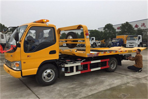 保德哪里有拖车服务